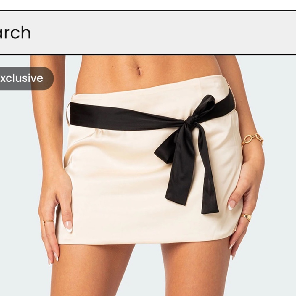 Mini skirt with bow, extra small